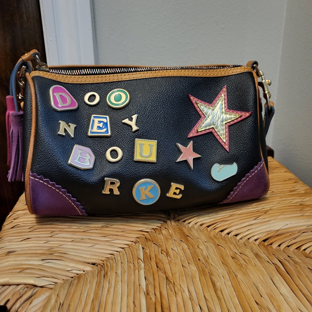 Dooney and Bourke vintage y2k shoulder bag black charm like new!